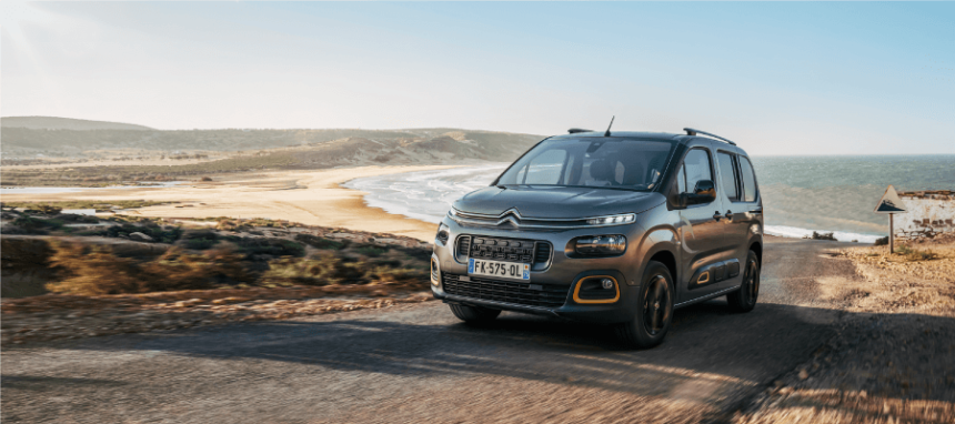Citroën Berlingo Rip Curl na praia