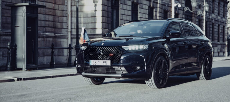 DS 7 Crossback Élysée ao serviço do Presidente Francês