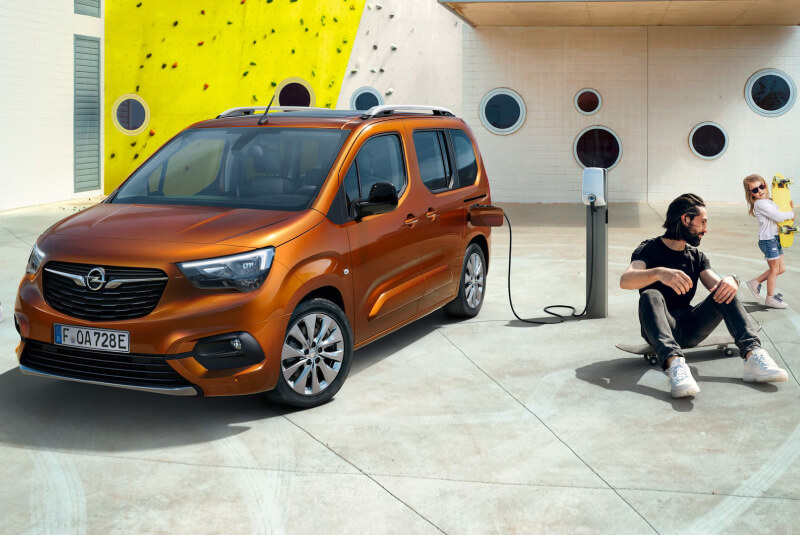 Carregamento do Opel Combo e-Life