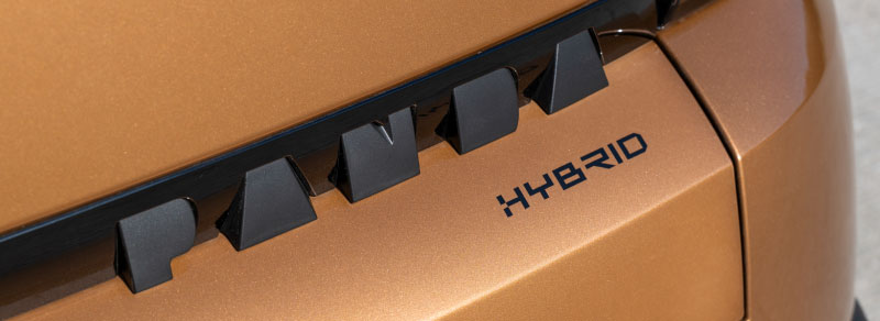 Logótipo do Novo Fiat Grande Panda Híbrido 2025