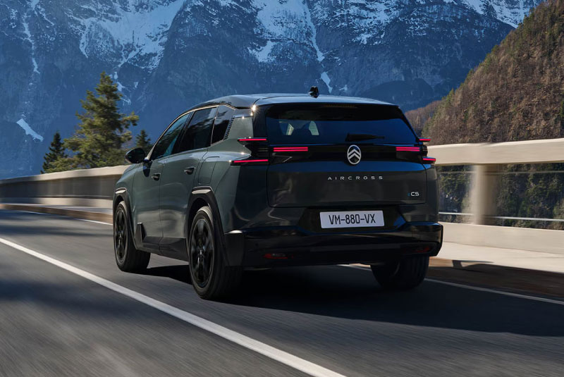 Traseira do Novo Citroën C5 Aircross Híbrido Plug-in 2025