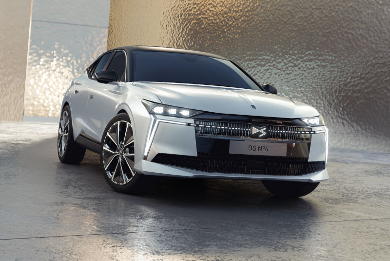 Design frontal do Novo DS Nº4 E-Tense 2025