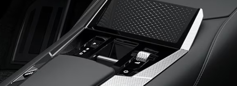 DS Smart Touch do Novo DS Nº4 E-Tense 2025