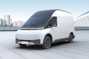 Farizon SuperVan Supervan Fwd L2h1 66kwh + Portas 270º