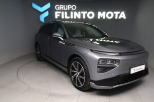 Xpeng G9 98 kWh AWD Performance