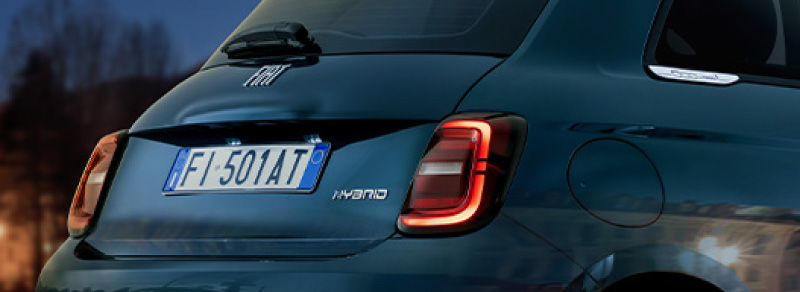 Traseira do Novo Fiat 500 Híbrido 2025