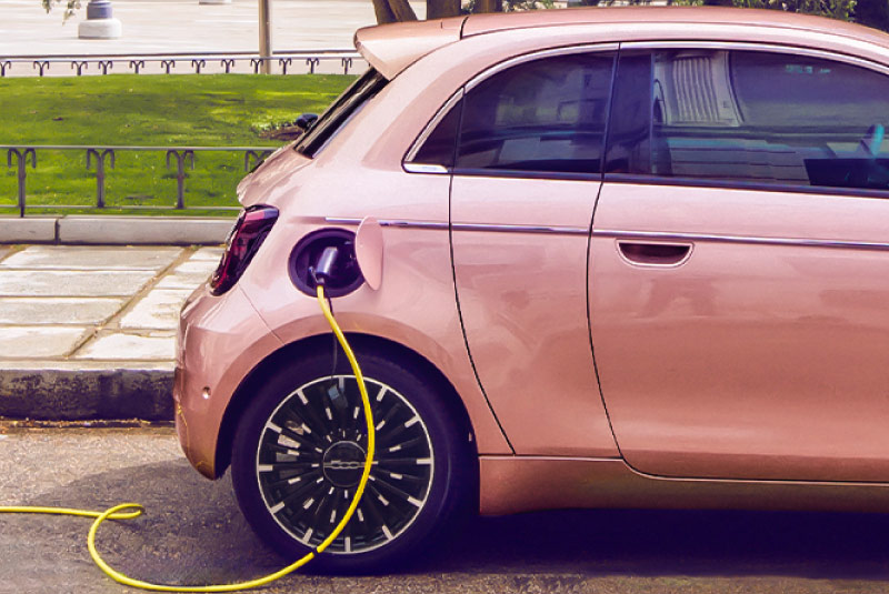 Carregamento do Novo Fiat 500 Elétrico 2024