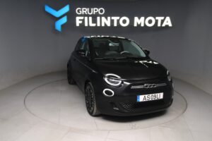 Fiat 500e La Prima