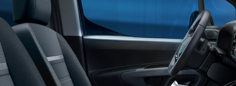 Habitáculo do Novo Fiat E-Doblò Passageiros