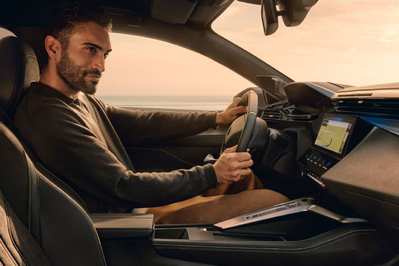 Posição de condução do Novo Peugeot e-408