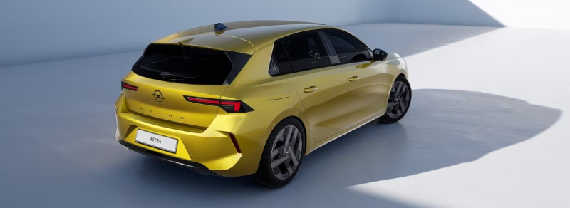 Traseira do Novo Opel Astra Híbrido