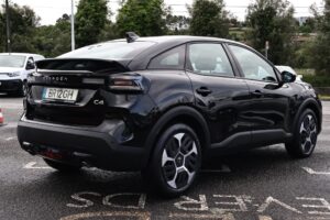 Citroën C4 1.2 Hybrid Plus e-DSC6