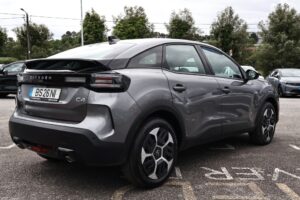 Citroën C4 1.2 Hybrid Plus e-DSC6