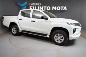 Mitsubishi L200 2.3 DI-D CD Invite 4WD
