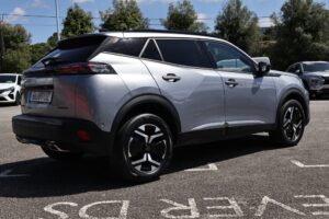 Peugeot 2008 1.2 Hybrid Allure e-DCS6